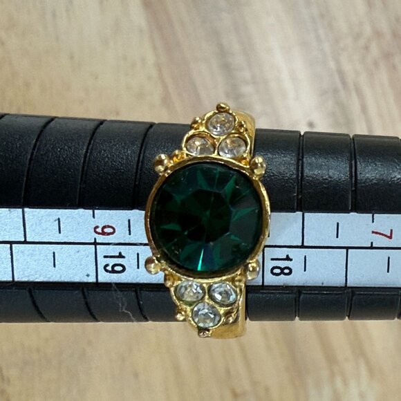 Monet Ring Gold Tone Green, Vintage, Art Deco, Cocktail, Emerald Look Size 8 - Picture 7 of 9
